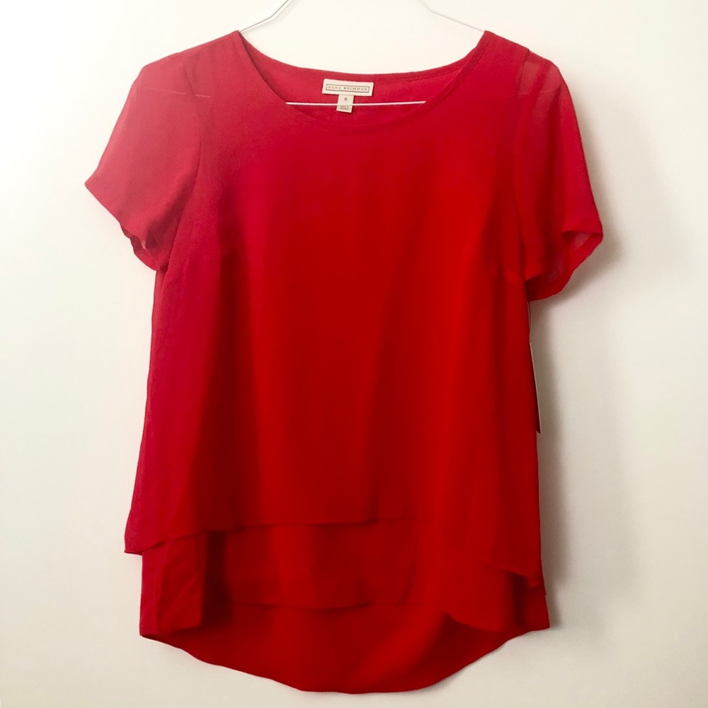 Dana Buchman-Women’s Top-Great For Any Occasions